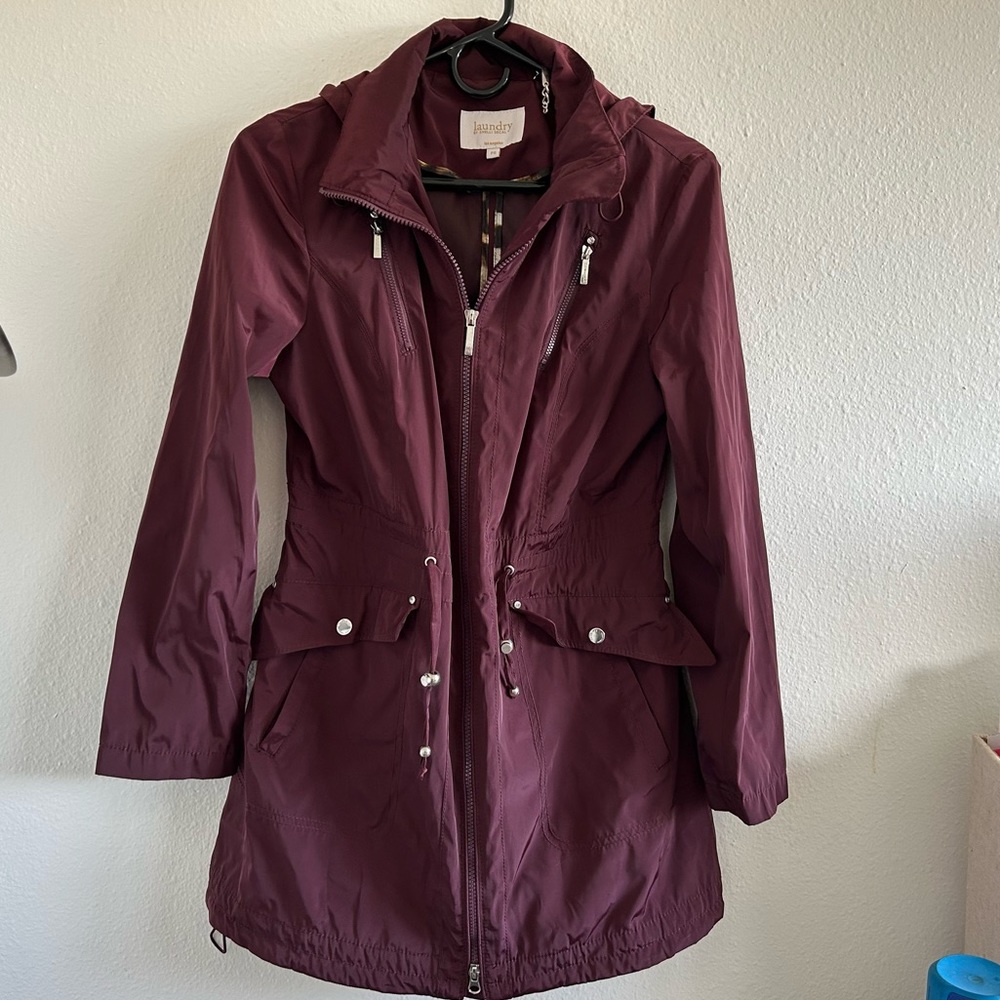 Laundry by Shelli Segal Raincoat  in small petite burgundy.